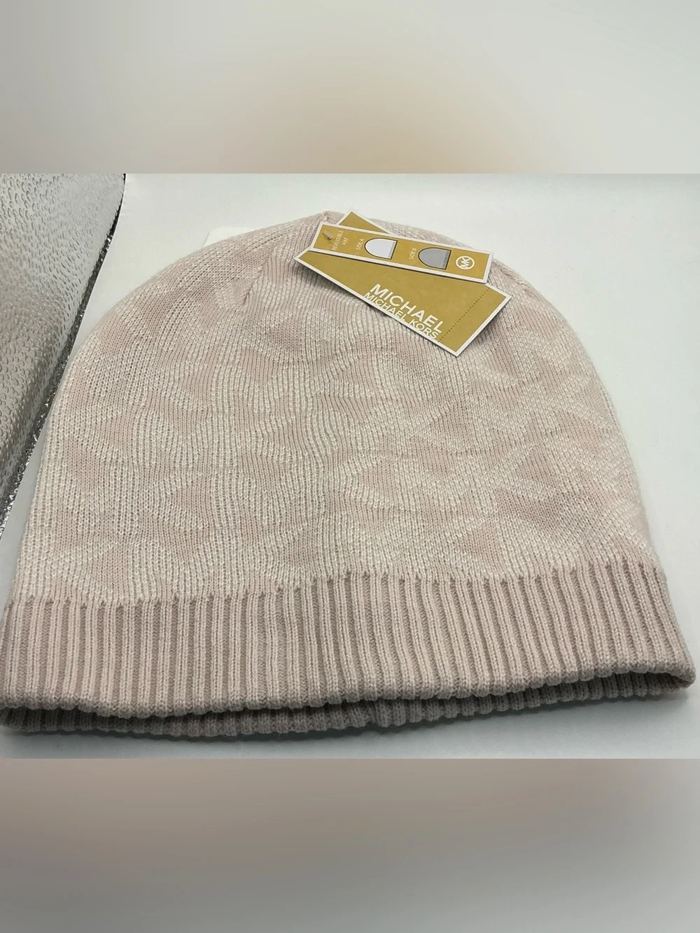 Michael Kors women’s Reversible Knit Hat - Light Pink/Black set of 2
